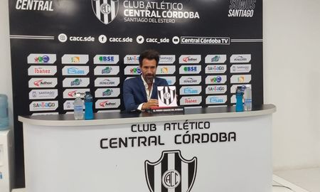 Eduardo Domínguez habló tras el triunfo de Colón ante Central Córdoba por la Copa de la Liga. Eduardo Domínguez habló tras el triunfo de Colón ante Central Córdoba por la Copa de la Liga.