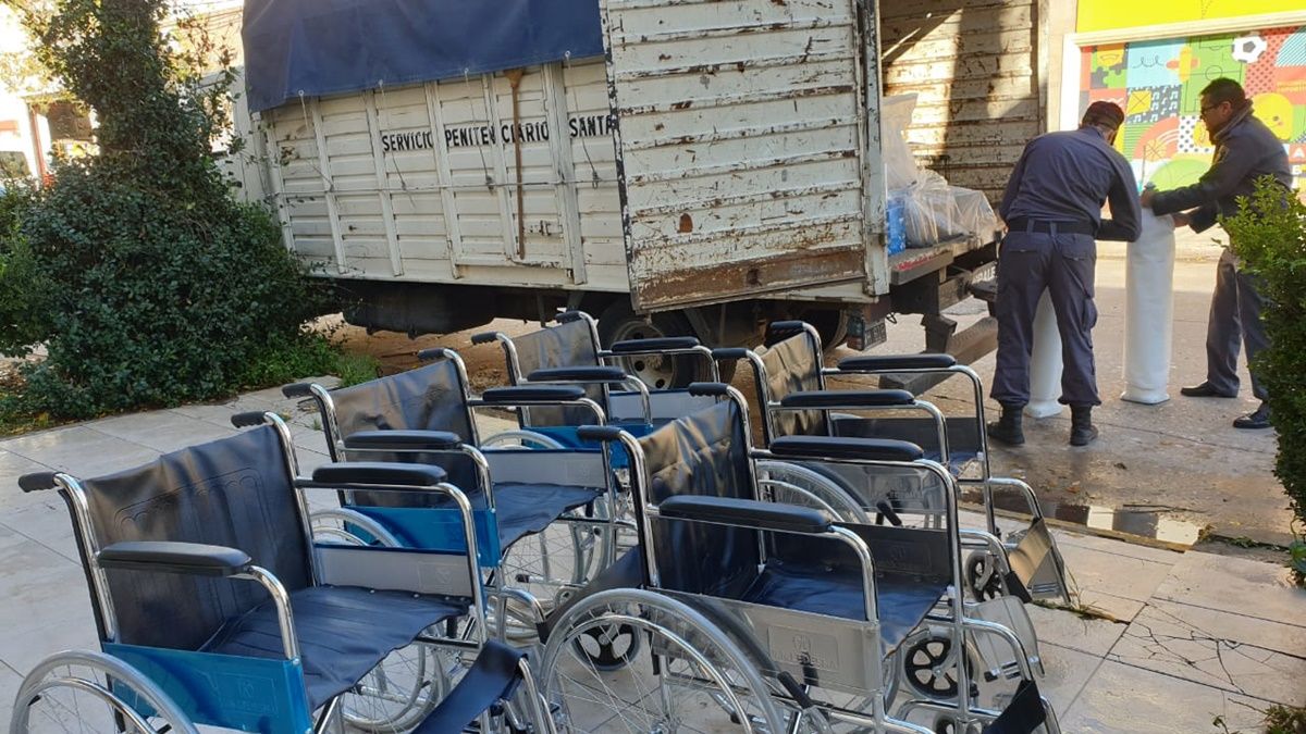 Entregaron material sanitario para las cárceles de la provincia