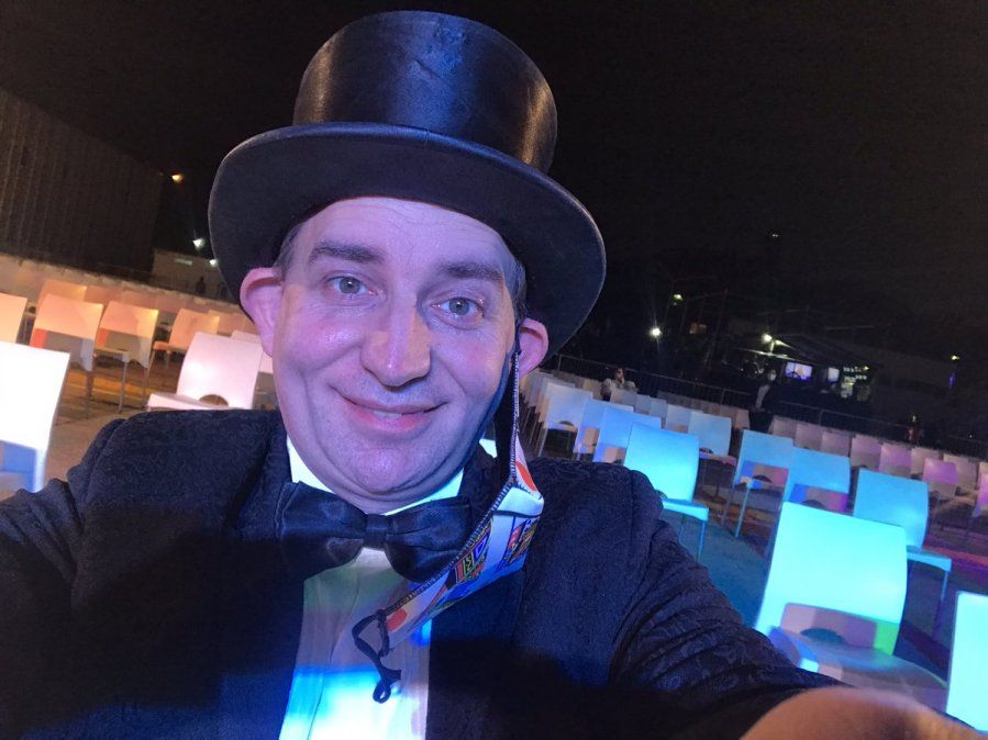 La imagen del Mago sin dientes contrasta con la de 2019