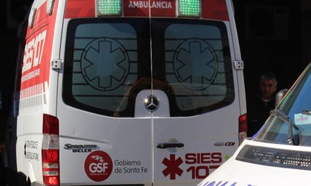 El hecho ocurrió este sábado cerca de medianoche en Colastiné Norte. El pequeño quedó internado en el Hospital de Niños. El hecho ocurrió este sábado cerca de medianoche en Colastiné Norte. El pequeño quedó internado en el Hospital de Niños.