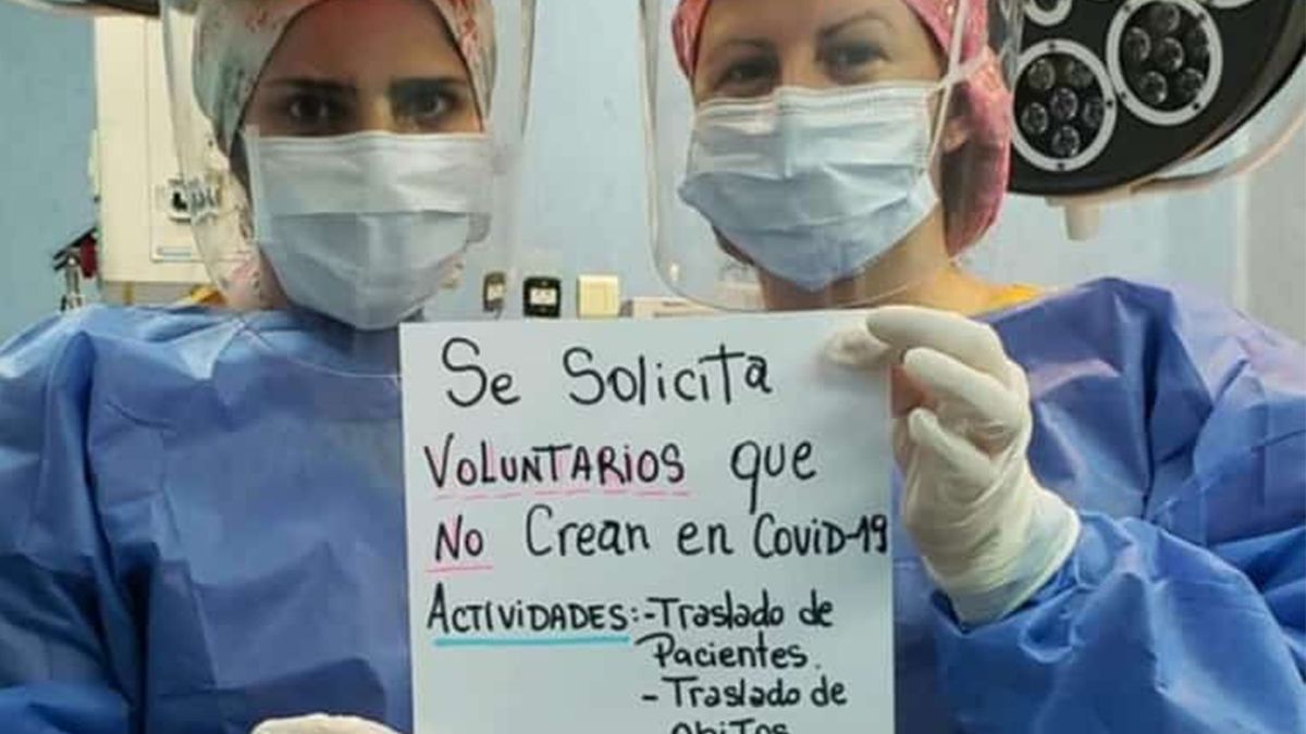 Un mensaje que recorre el mundo pidiendo responsabilidad y respeto por la pandemia de coronavirus.
