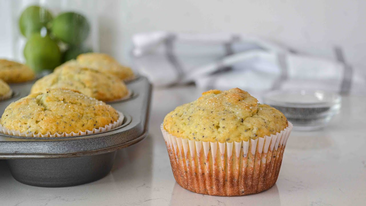 La receta de Maru Botana para hacer los muffins de limón y amapola más ricos y húmedos