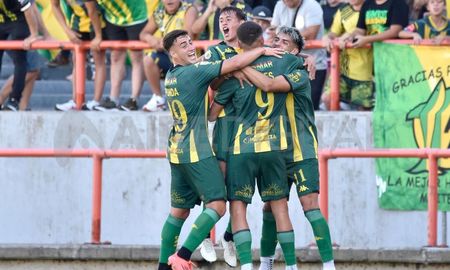 Aldosivi alcanzó a Unión en la tabla tras vencerlo 2 a 1 en el Minella. Aldosivi alcanzó a Unión en la tabla tras vencerlo 2 a 1 en el Minella.