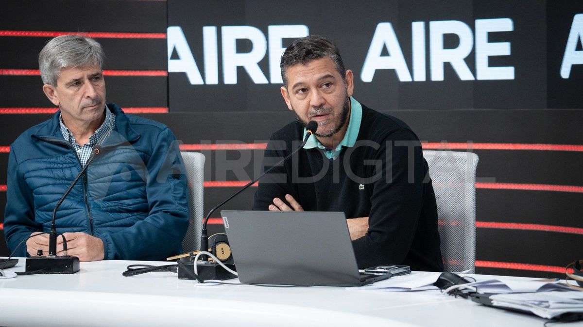 "Somos personas comprometidas, que nos gusta dar los debates, nos gusta dar discusiones importantes que muchos no quieren dar", dijo Mastropaolo en AIRE. "Somos personas comprometidas, que nos gusta dar los debates, nos gusta dar discusiones importantes que muchos no quieren dar", dijo Mastropaolo en AIRE.