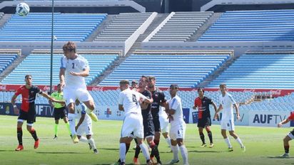 Colón, con equipo alternativo, cayó ante la Sub-20 de Uruguay en el Estadio Centenario