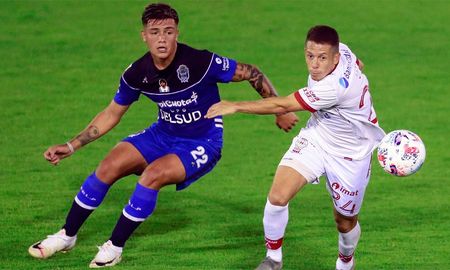 Huracán y Gimnasia y Esgrima de La Plata empataron 1-1 en la séptima fecha de la Copa de la Liga. Huracán y Gimnasia y Esgrima de La Plata empataron 1-1 en la séptima fecha de la Copa de la Liga.