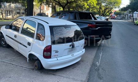 El auto afectado estaba estacionado sobre Avenida Freyre. El auto afectado estaba estacionado sobre Avenida Freyre.
