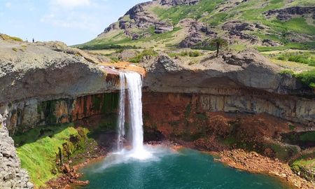Escapada a Salto del Agrio, una cascada mágica y poco menos conocida en Neuquén. Escapada a Salto del Agrio, una cascada mágica y poco menos conocida en Neuquén.