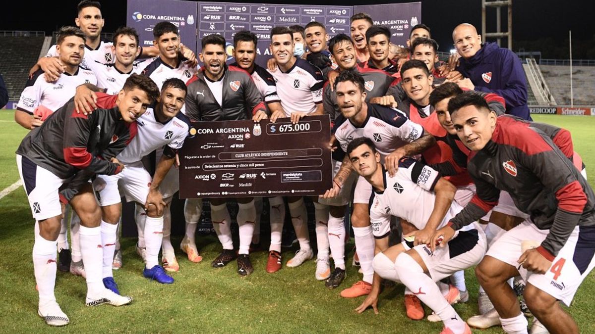 Independiente derrotó 1-0 a Villa Mitre y avanzó a 16avos. de la Copa Argentina