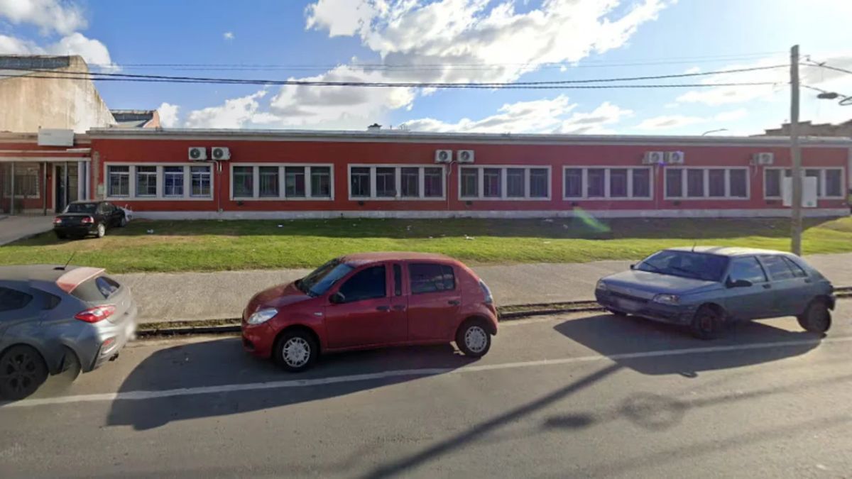 La Fiscalía de Menores N°6 del Departamento Judicial de Lomas de Zamora intervino en la investigación y ordenó la preservación de la escena para los análisis de rigor.