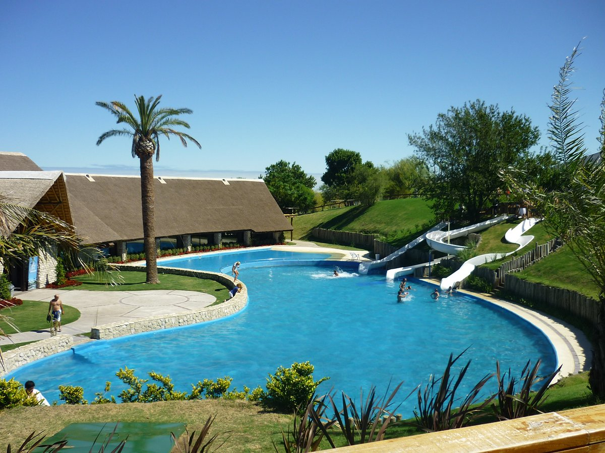 El Parque Acuático Termal se encuentra repleta de actividades para todas las edades. El Parque Acuático Termal se encuentra repleta de actividades para todas las edades.