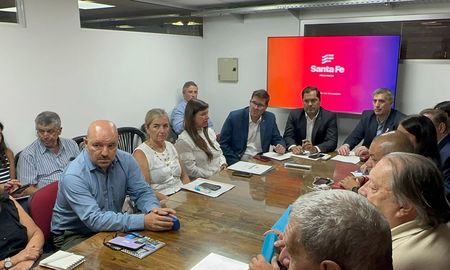 En el marco del paro nacional docente previsto para el lunes 2 de marzo, el Ejecutivo provincial estableció un mecanismo obligatorio de control de asistencia. En el marco del paro nacional docente previsto para el lunes 2 de marzo, el Ejecutivo provincial estableció un mecanismo obligatorio de control de asistencia.