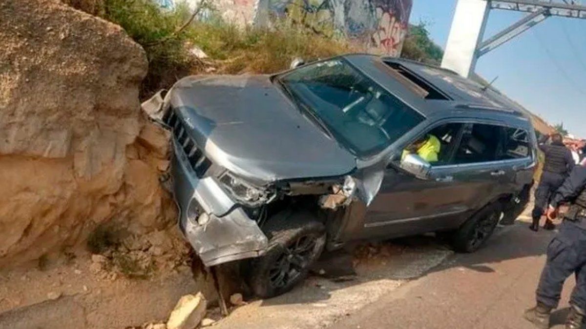 La Fiscalía General de Justicia del Estado de México investiga los hechos ocurridos el 29 de octubre por la noche aunque hay un secreto de sumario sobre lo que pudo haber sucedido. Solo se conoció una imagen de la camioneta del artista