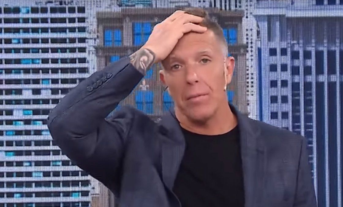 El conductor abrió su programa de lunes contando lo que vivió la noche anterior ante la helada mirada de sus compañeros.&nbsp;