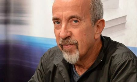 Colegas y allegados de Juliano coincidieron en que la suya era una mirada diferente, que apostaba por una sociedad menos violenta y más justa. Colegas y allegados de Juliano coincidieron en que la suya era una mirada diferente, que apostaba por una sociedad menos violenta y más justa.