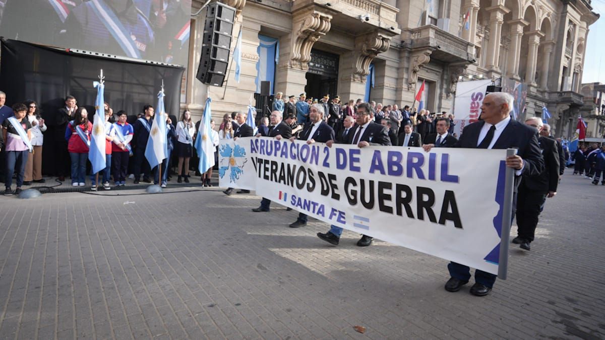 Veteranos de Malvinas, presentes en el acto central del 25 de Mayo en Santa Fe. Veteranos de Malvinas, presentes en el acto central del 25 de Mayo en Santa Fe.