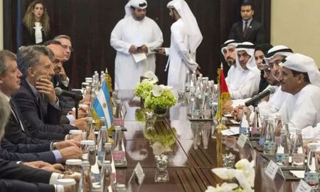 macri se reunio con funcionarios y empresarios de los emiratos arabes macri se reunio con funcionarios y empresarios de los emiratos arabes