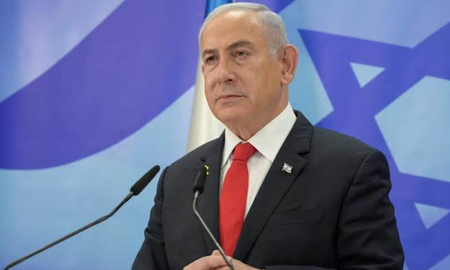 El primer ministro de Israel, Benjamin Netanyahu, publicó este domingo un video irónico en redes sociales para desmentir los rumores virales que afirmaban que había muerto. El primer ministro de Israel, Benjamin Netanyahu, publicó este domingo un video irónico en redes sociales para desmentir los rumores virales que afirmaban que había muerto.