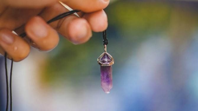 ¿Quieres potenciar tu energía? Deberías usar esta piedra, según tu signo