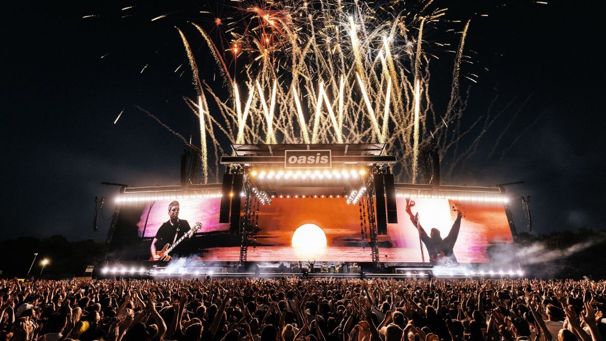 Oasis confirmó que su documental llegará a los cines y al streaming en septiembre con material inédito de la gira. Oasis confirmó que su documental llegará a los cines y al streaming en septiembre con material inédito de la gira.
