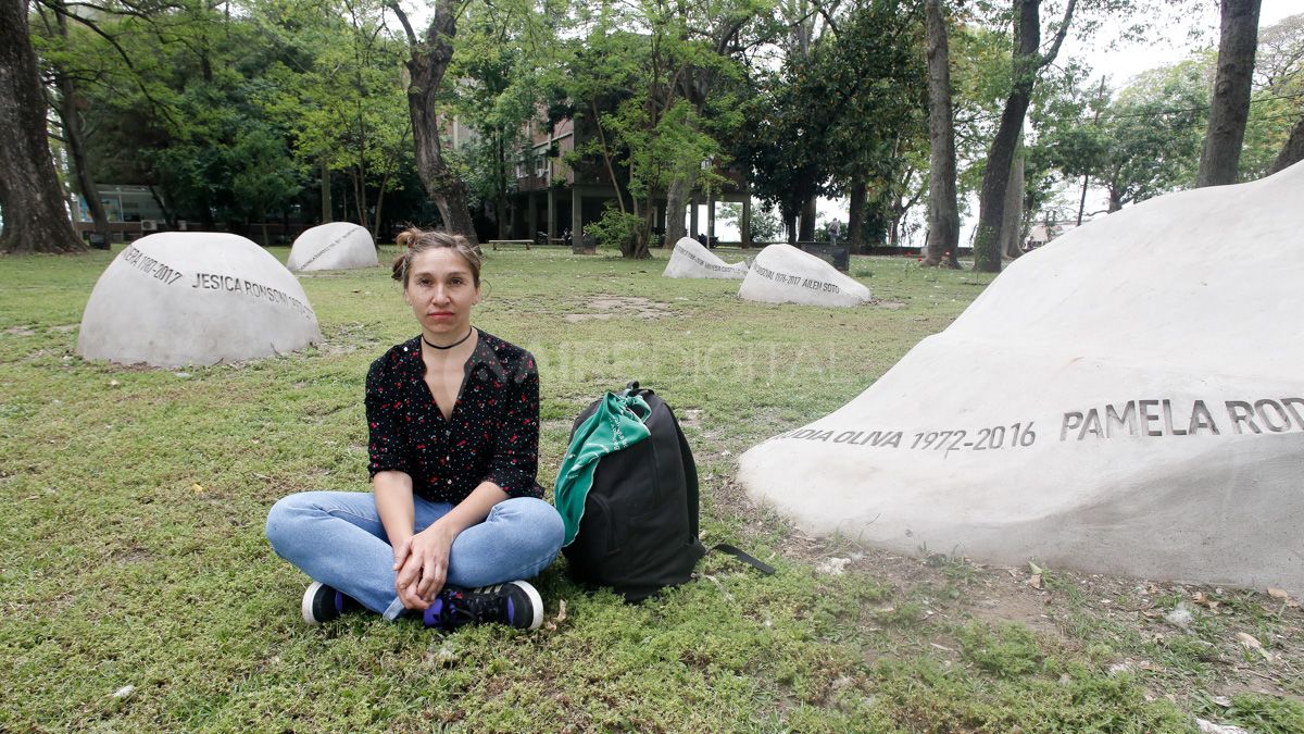 Un memorial para recordar a las víctimas de femicidios en la costanera santafesina