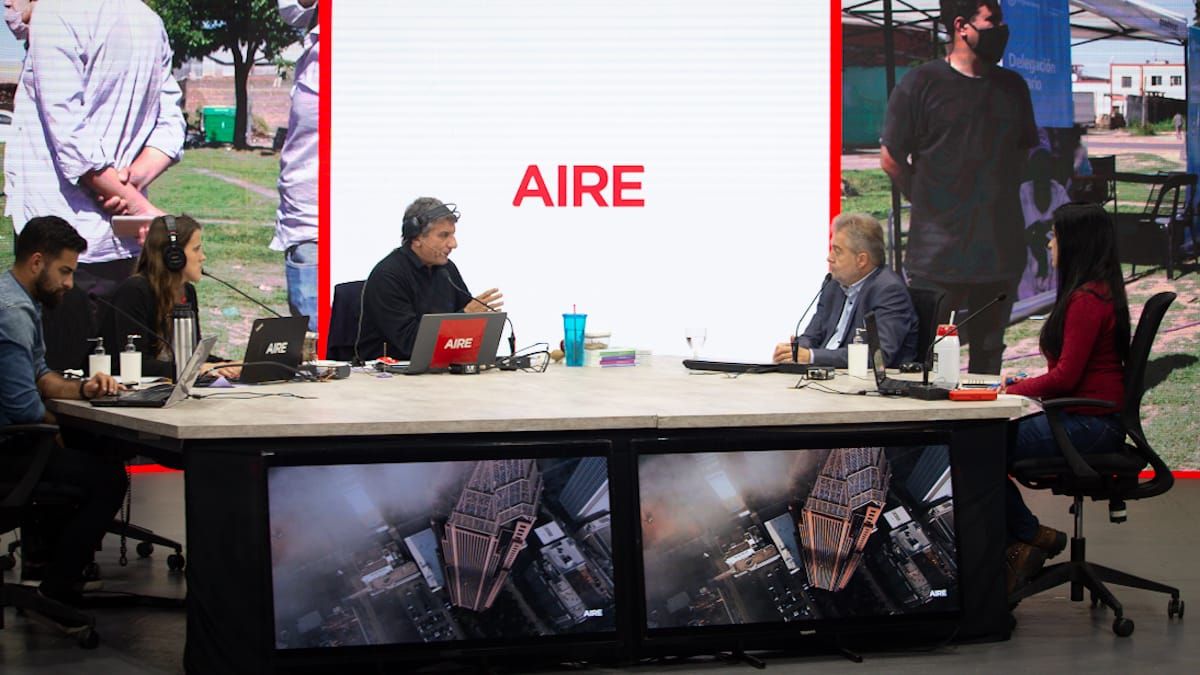 Roberto Mirabella pasó por Ahora Vengo y dialogó con los periodistas Luis Mino y Alejandra Pautasso.