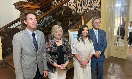 Los decanos de las facultades de Derecho de la UNL, UNR, UCSF y UCA de Rosario se reunieron para analizar la reforma de la Constitución de Santa Fe. Los decanos de las facultades de Derecho de la UNL, UNR, UCSF y UCA de Rosario se reunieron para analizar la reforma de la Constitución de Santa Fe.