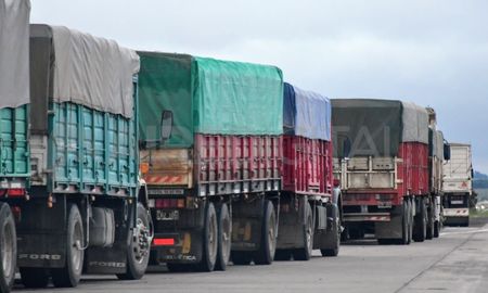 Tras la medida del gobierno nacional, los arribos de camiones cerealeros recobró la normalidad. Tras la medida del gobierno nacional, los arribos de camiones cerealeros recobró la normalidad.