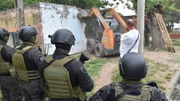 Este jueves se derribó un nuevo punto de venta de drogas en San Lorenzo, y la Provincia se aproxima al centenar de intervenciones en todo el territorio de Santa Fe.