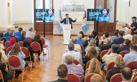 El acto se realizó este miércoles en el Salón Blanco de la Casa de Gobierno, en la ciudad de Santa Fe. El acto se realizó este miércoles en el Salón Blanco de la Casa de Gobierno, en la ciudad de Santa Fe.