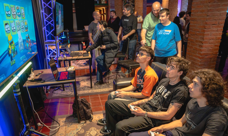 DEMOS será el punto de encuentro de la 3ª edición de la Santa Fe Game Jam, donde cerca de 20 equipos mostrarán el potencial de la industria del videojuego como motor de la economía del conocimiento regional. DEMOS será el punto de encuentro de la 3ª edición de la Santa Fe Game Jam, donde cerca de 20 equipos mostrarán el potencial de la industria del videojuego como motor de la economía del conocimiento regional.