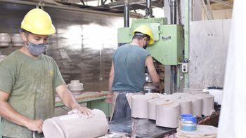 El Gobierno suspendió aranceles a aisladores eléctricos tras cierre del único fabricante nacional