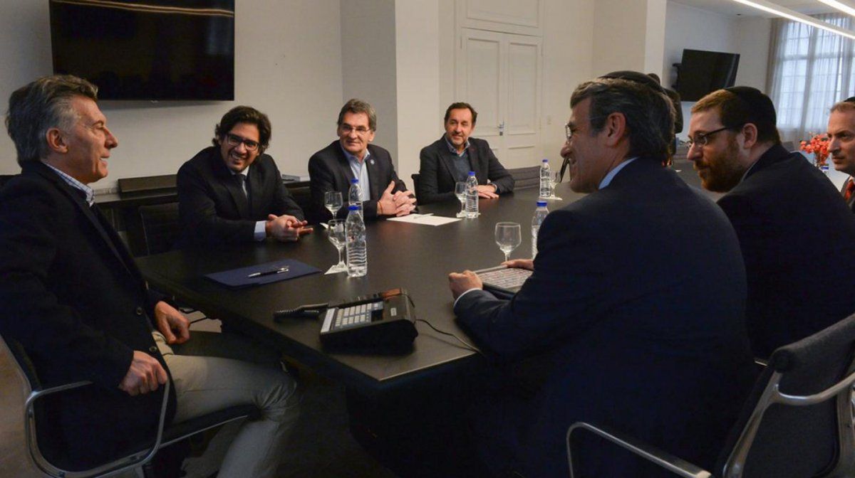 Macri recibirá a la cúpula de la AMIA