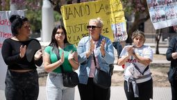 La presentación lleva la firma de las madres de las niñas y fue presentada ante el Procurador de la Corte Suprema de Santa Fe.