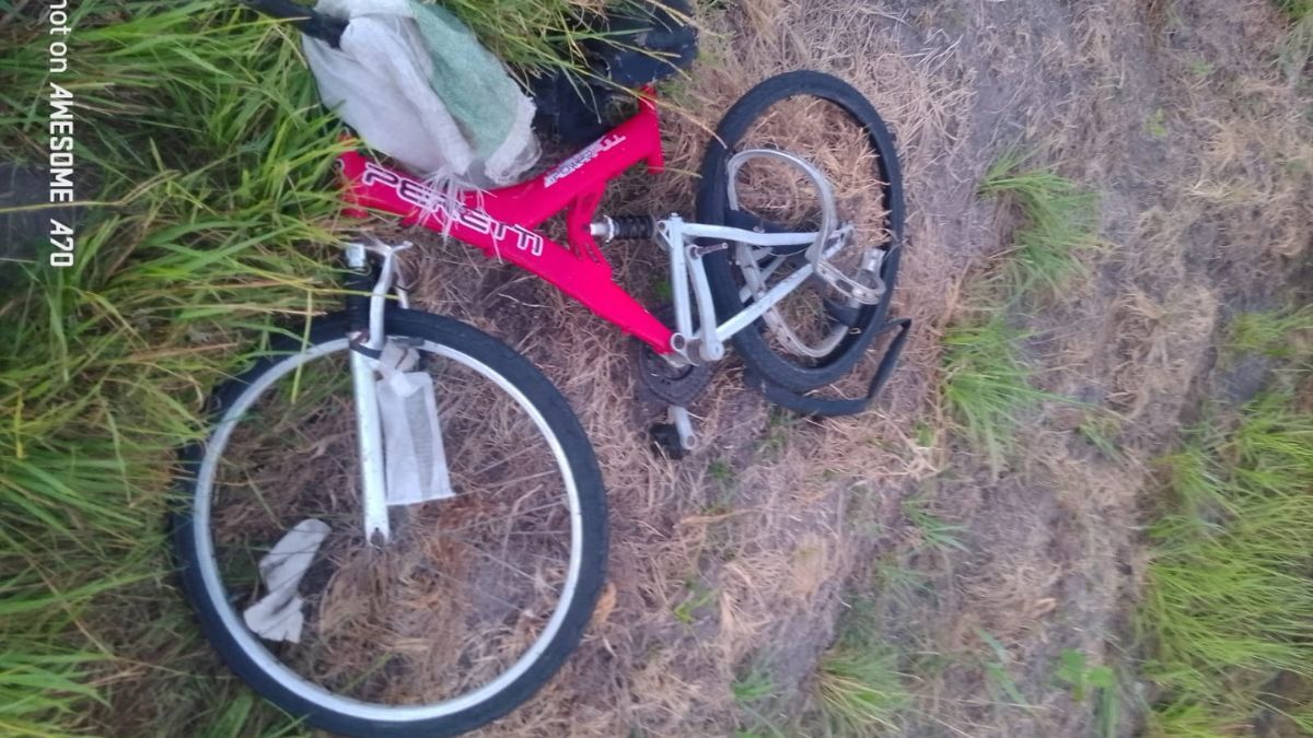 Un ciclista murió este domingo a la madrugada en Villa Ocampo.