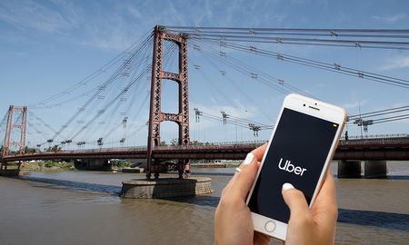 Conocé los requisitos y el proceso de inscripción para trabajar como chofer de Uber en Santa Fe. Conocé los requisitos y el proceso de inscripción para trabajar como chofer de Uber en Santa Fe.