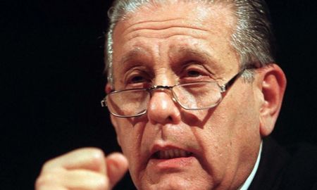 René Favaloro. René Favaloro.