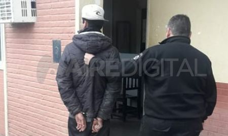 recreo: asalto a un menor, lo detuvieron y descubrieron que tenia pedido de captura recreo: asalto a un menor, lo detuvieron y descubrieron que tenia pedido de captura