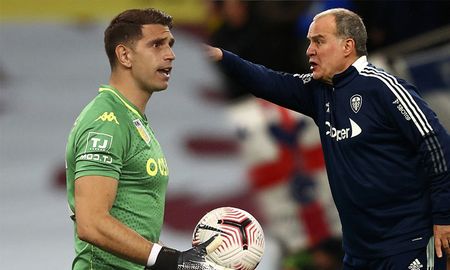 el aston villa de damian emiliano martinez se enfrenta al leeds united de marcelo bielsa el aston villa de damian emiliano martinez se enfrenta al leeds united de marcelo bielsa