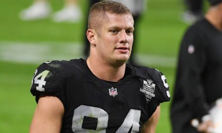 Carl Nassib, jugador de Fútbol Americano de Estados Unidos, reconoció que es homosexual y se convirtió en el primer jugador en actividad en hacer un anuncio de ese tipo. Carl Nassib, jugador de Fútbol Americano de Estados Unidos, reconoció que es homosexual y se convirtió en el primer jugador en actividad en hacer un anuncio de ese tipo.