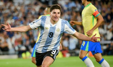 Argentina celebró su clasificación al Mundial 2026 con una goleada histórica ante Brasil. Argentina celebró su clasificación al Mundial 2026 con una goleada histórica ante Brasil.
