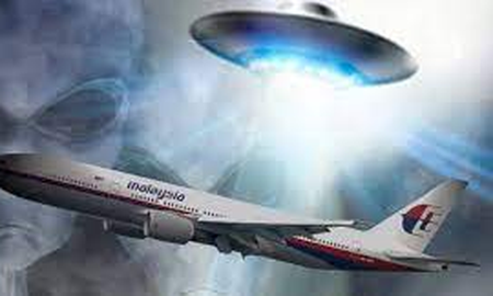 Filtran supuesto video de la desaparición del vuelo MH370 de Malaysia Airlines, ¿ovnis involucrados?