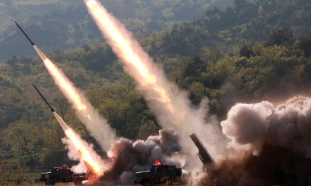 El mundo está en riesgo “más alto” de rearme nuclear desde la guerra fría, según un informe publicado este lunes. El mundo está en riesgo “más alto” de rearme nuclear desde la guerra fría, según un informe publicado este lunes.