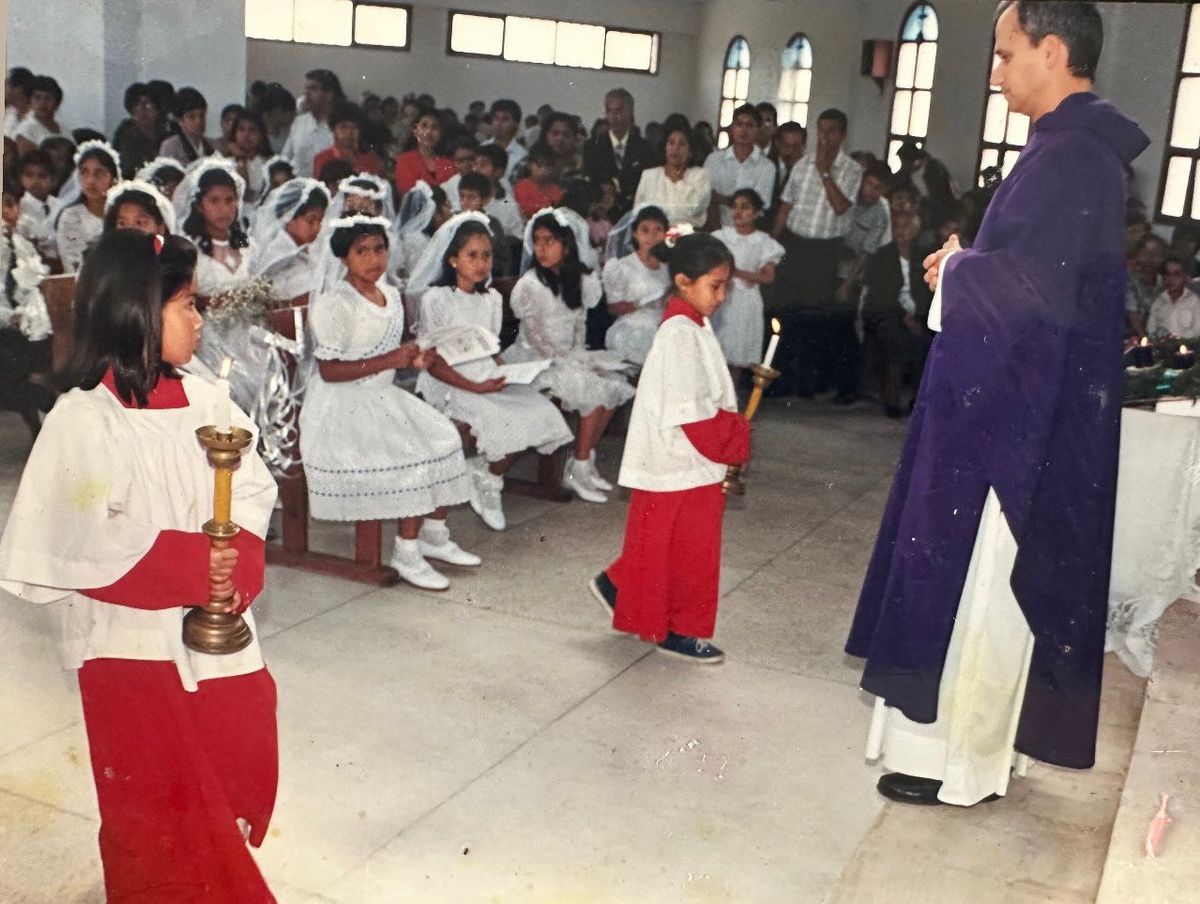 Alessandra Tafur fue monaguilla del actual Papa León XIV durante su paso por Trujillo
