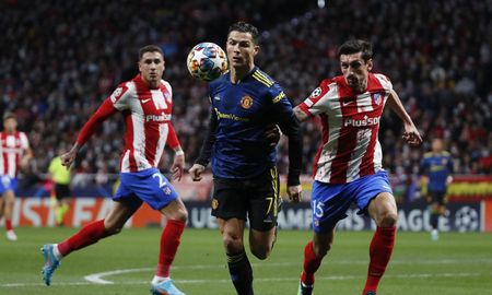 El Atlético de Madrid de Diego Pablo Simeone visita este martes a Manchester United por la revancha de los octavos de final de la Champions League. El Atlético de Madrid de Diego Pablo Simeone visita este martes a Manchester United por la revancha de los octavos de final de la Champions League.