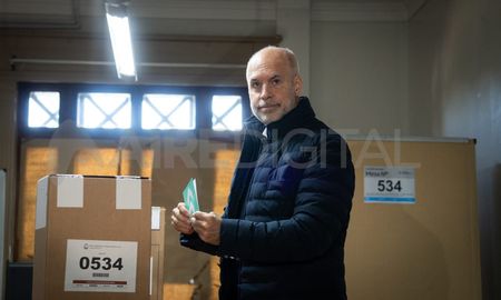 Luego de votar y en rueda de prensa, el actual jefe de Gobierno porteño pidió que “la gente vaya a votar”. Luego de votar y en rueda de prensa, el actual jefe de Gobierno porteño pidió que “la gente vaya a votar”.