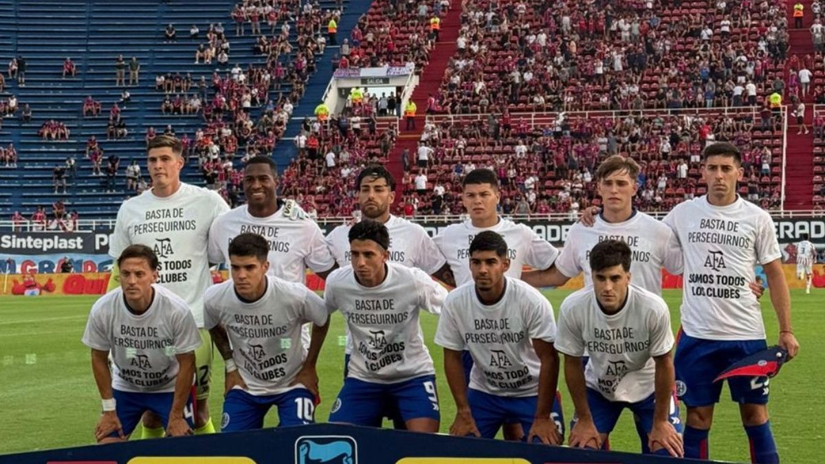 San Lorenzo se quedó sin DT tras la salida de Damián Ayude.