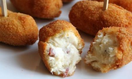 Croquetas de pollo para hacer en casa. Croquetas de pollo para hacer en casa.