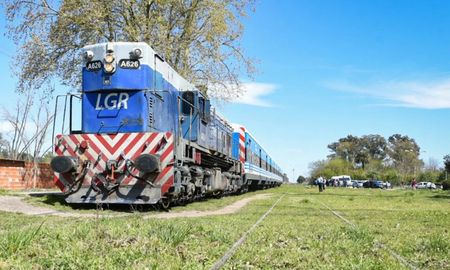 Hay varios servicios de tren que llegan a pueblos turísticos bonaerenses por menos de $400. Hay varios servicios de tren que llegan a pueblos turísticos bonaerenses por menos de $400.