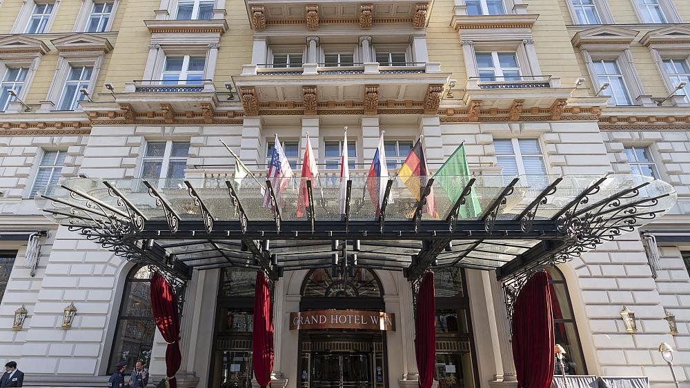 La Unión Europea (UE) y Rusia expresaron este lunes optimismo acerca de la posibilidad de que Estados Unidos e Irán alcancen un acuerdo para poner nuevamente en vigencia el pacto nuclear de 2015.